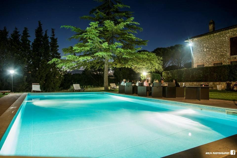 Gorgeous 2-Storey Villa With A Large Private Pool Todi Extérieur photo