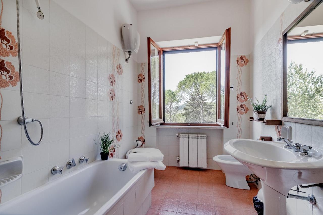 Gorgeous 2-Storey Villa With A Large Private Pool Todi Extérieur photo
