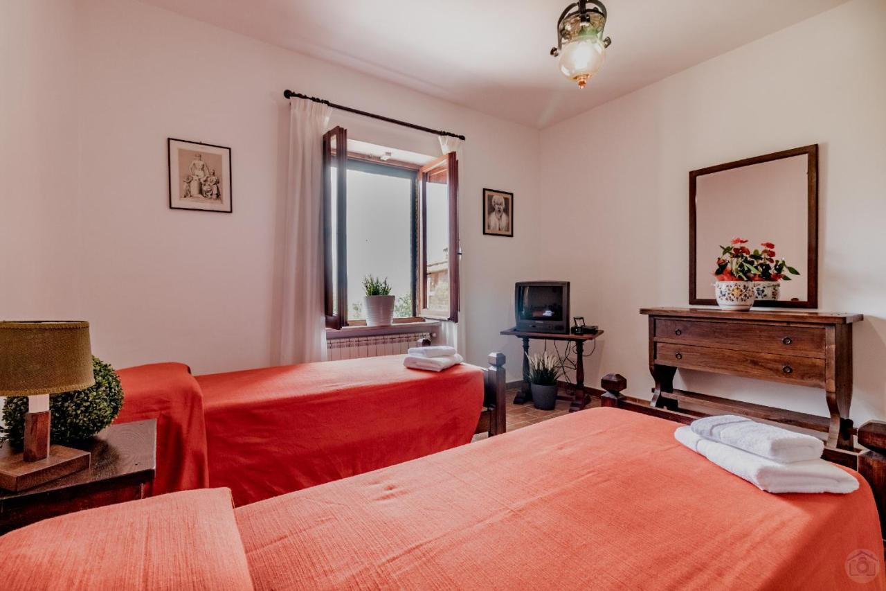 Gorgeous 2-Storey Villa With A Large Private Pool Todi Extérieur photo